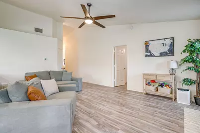 2135 Reverchon Drive, Arlington, TX 76017 - Photo 10
