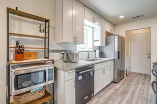 2135 Reverchon Dr, Arlington, TX 76017 - Photo 14