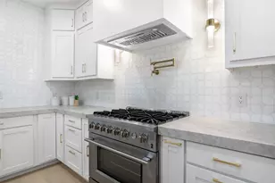 10564 Cox Ln, Dallas, TX 75229 - Photo 28