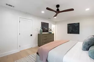 10564 Cox Ln, Dallas, TX 75229 - Photo 14
