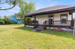300 S Wall St, Itasca, TX 76055 - Photo 2