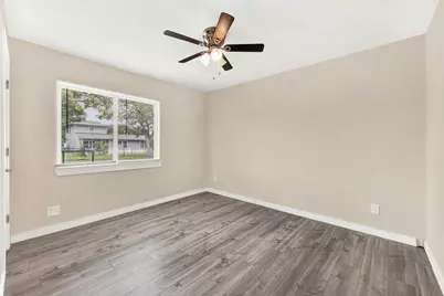 1032 Hoke Smith Drive, Dallas, TX 75224 - Photo 14
