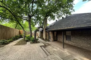 2109 S Winding Creek Dr, Grapevine, TX 76051 - Photo 26