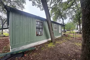 812 Cedarcrest Dr, Tool, TX 75143 - Photo 22