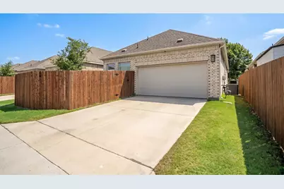2035 Sherwood Drive, Garland, TX 75041 - Photo 38