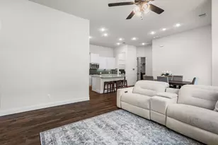2035 Sherwood Dr, Garland, TX 75041 - Photo 10