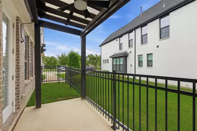 3806 Crested Eagle Way, Arlington, TX 76005 - Photo 32