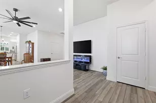 3806 Crested Eagle Wy, Arlington, TX 76005 - Photo 6