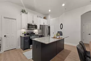 925 Lighthouse Ln, Savannah, TX 76227 - Photo 8