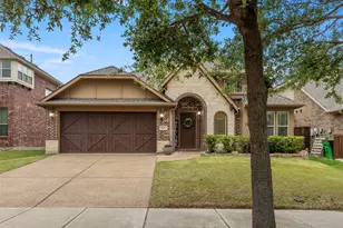 925 Lighthouse Ln, Savannah, TX 76227 - Photo 2