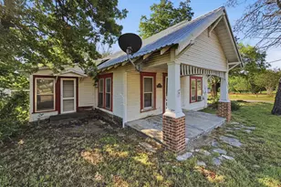 908 S Rice St, Hamilton, TX 76531 - Photo 2