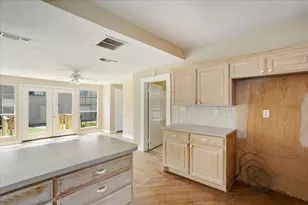 726 W Texas, Denison, TX 75020 - Photo 10