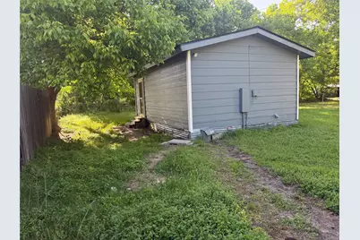 117 Bowie Street, Clyde, TX 79510 - Photo 12