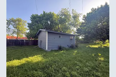 117 Bowie Street, Clyde, TX 79510 - Photo 16