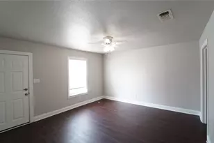 313 E Columbia St, Weatherford, TX 76086 - Photo 8