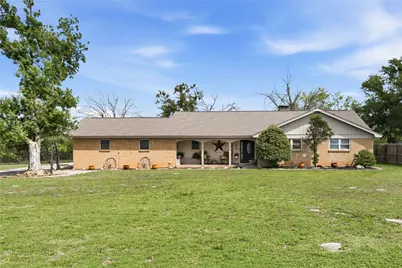 102 Lori Lane, Brownwood, TX 76801 - Photo 2