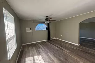 202 W Tarrant St, Cumby, TX 75433 - Photo 2