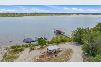4945 Peachtree Circle, Granbury, TX 76048 - Photo 38