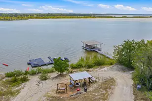 4945 Peachtree Cir, Granbury, TX 76048 - Photo 38