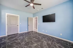 4945 Peachtree Cir, Granbury, TX 76048 - Photo 20