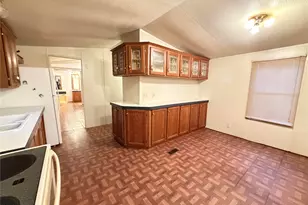 611 Star St, Denison, TX 75020 - Photo 10