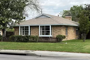 1813 E Belt Line Rd, Carrollton, TX 75006 - Photo 2