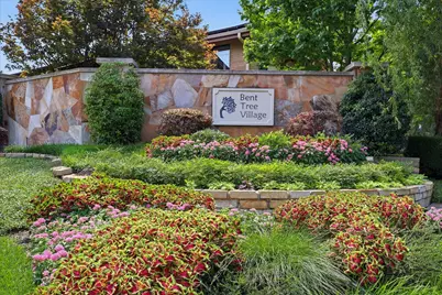 16702 Village Lane, Dallas, TX 75248 - Photo 2