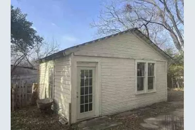 513 W Jefferson Street, Waxahachie, TX 75165 - Photo 4