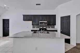 4025 St Christian St, Fort Worth, TX 76119 - Photo 14