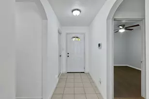 4025 St Christian St, Fort Worth, TX 76119 - Photo 8