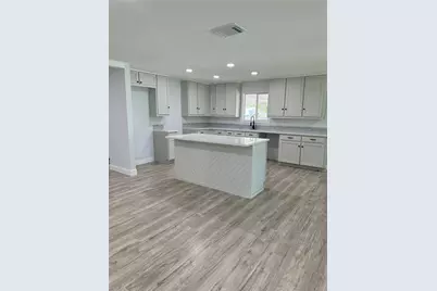 409 Pecan Grove Drive, Clyde, TX 79510 - Photo 4