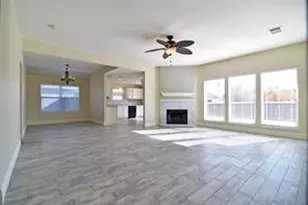 321 S Chestnut St, Forney, TX 75126 - Photo 8