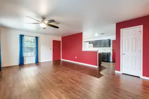 2727 Choice St, Dallas, TX 75215 - Photo 2