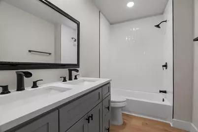 1404 E Baltimore Avenue, Fort Worth, TX 76104 - Photo 12