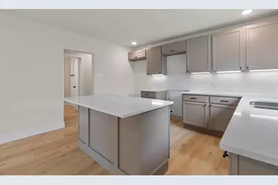 1404 E Baltimore Avenue, Fort Worth, TX 76104 - Photo 10