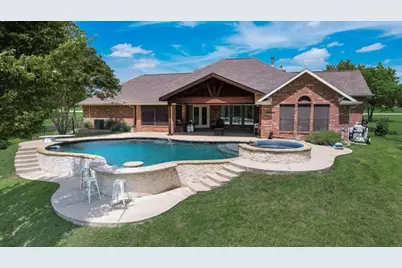841 S Clinton Lane, Midlothian, TX 76065 - Photo 1