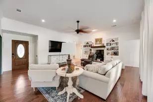 841 S Clinton Ln, Midlothian, TX 76065 - Photo 8