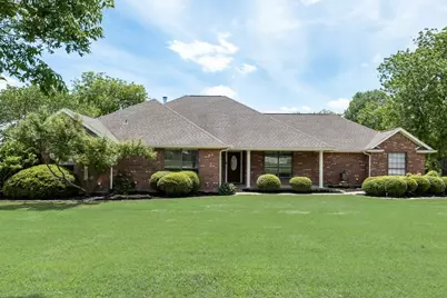 841 S Clinton Lane, Midlothian, TX 76065 - Photo 4