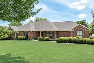 841 S Clinton Ln, Midlothian, TX 76065 - Photo 6