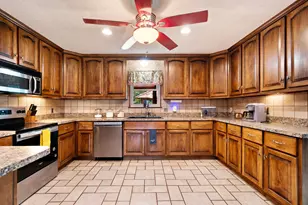 9157 N Hwy 271, Powderly, TX 75473 - Photo 8
