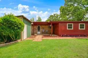 9157 N Hwy 271, Powderly, TX 75473 - Photo 18