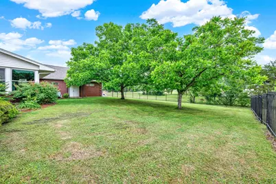 2735 Bent Oaks Drive, Burleson, TX 76028 - Photo 26