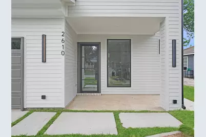 2610 Emmett Street, Dallas, TX 75211 - Photo 2