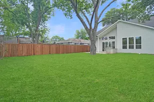 2610 Emmett St, Dallas, TX 75211 - Photo 30