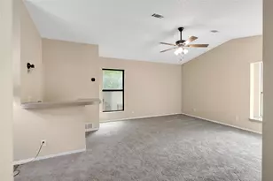 205 Bluebonnet Ct, Cresson, TX 76035 - Photo 16