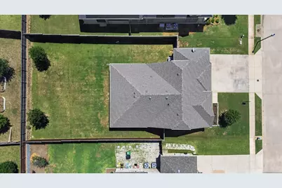 557 Lake Bluff Avenue, Oak Point, TX 75068 - Photo 34