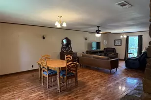 703 W Sherman St, Chico, TX 76431 - Photo 28