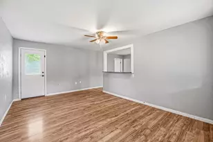 685 S 1st Ave, Stephenville, TX 76401 - Photo 4