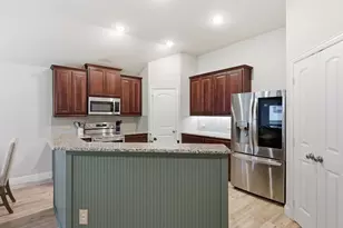 358 Highmeadow Dr, Aubrey, TX 76227 - Photo 6