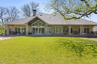 1302 E Baja Ct, Granbury, TX 76048 - Photo 34